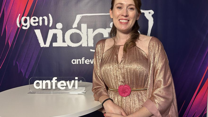 España supera los objetivos europeos de reciclaje de vidrio, pero falta un "empujón" cultural