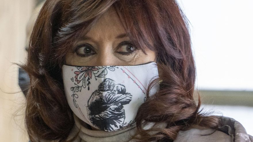 Operaron a Cristina Fernández: se le detectó un "pólipo uterino" de "características benignas"