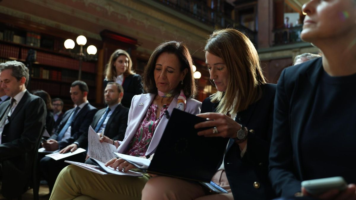 Ana Botín y Roberta Metsola durante la presentación del informe 'Habilidades del futuro' de Santander