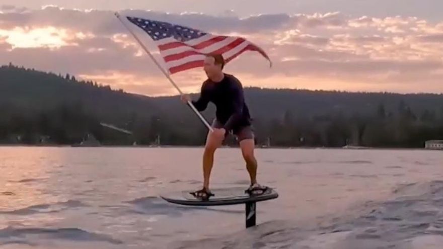 La ola de evidencias sobre su impacto tóxico en la sociedad se traga a Facebook