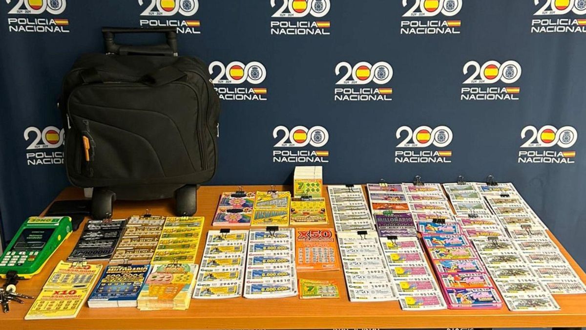 Detenido por robar una mochila llena de cupones y dinero a un vendedor de la ONCE