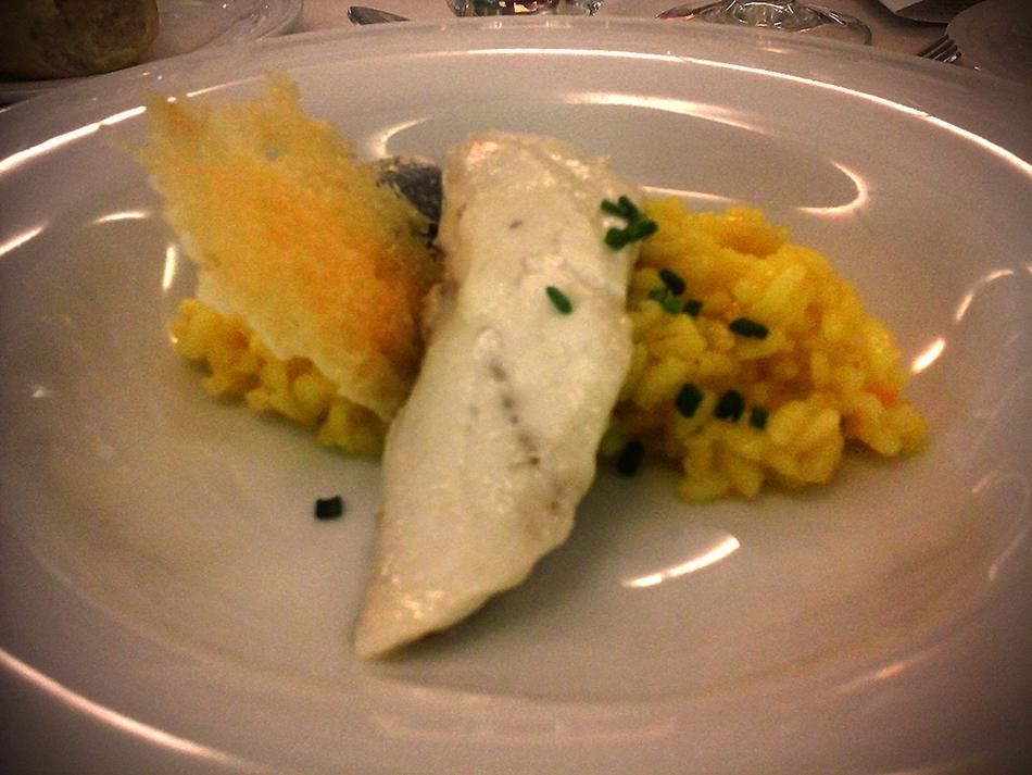Arroz cremoso de lubina y dorada con queso de cabra. (Carlota VE).