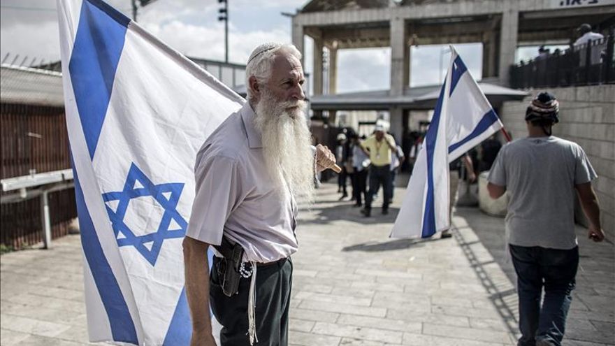 Jordania tacha el cierre de la mezquita de Al Aqsa de "escalada peligrosa"