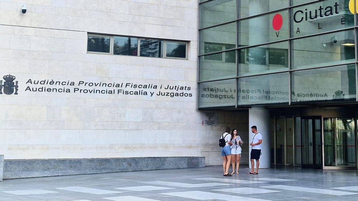 Un periodista de la ejecutiva de Mazón tendrá que pagar 4.000 euros por publicar bulos contra un docente