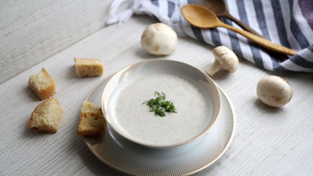 Crema de champiñones.