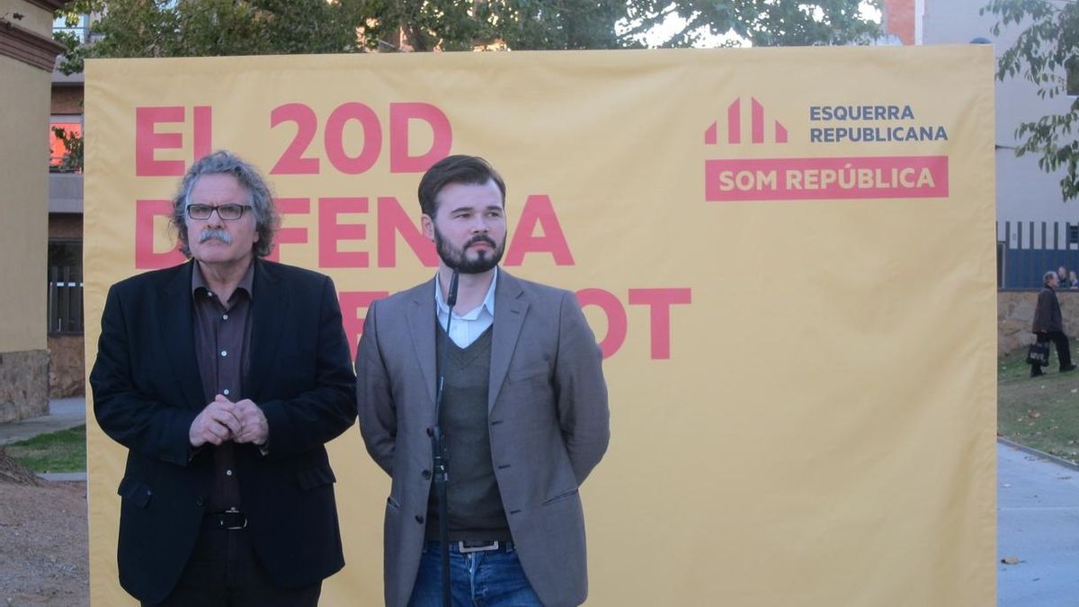 ERC 'planta' al Rey hasta que Felipe VI reciba a Puigdemont y Forcadell