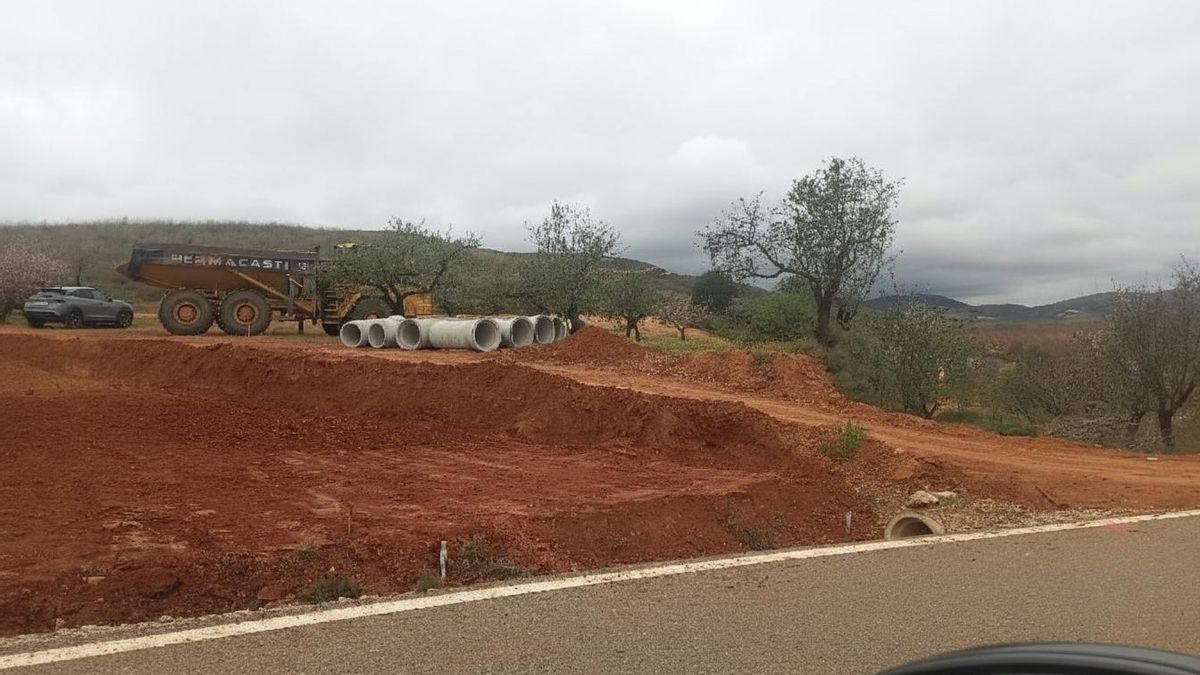 Tareas de construcción en la zona de Villamena