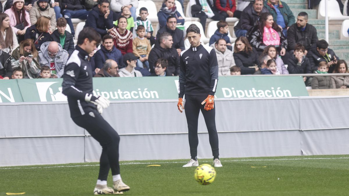 Iker Álvarez y Carlos Marín durante un entrenamiento