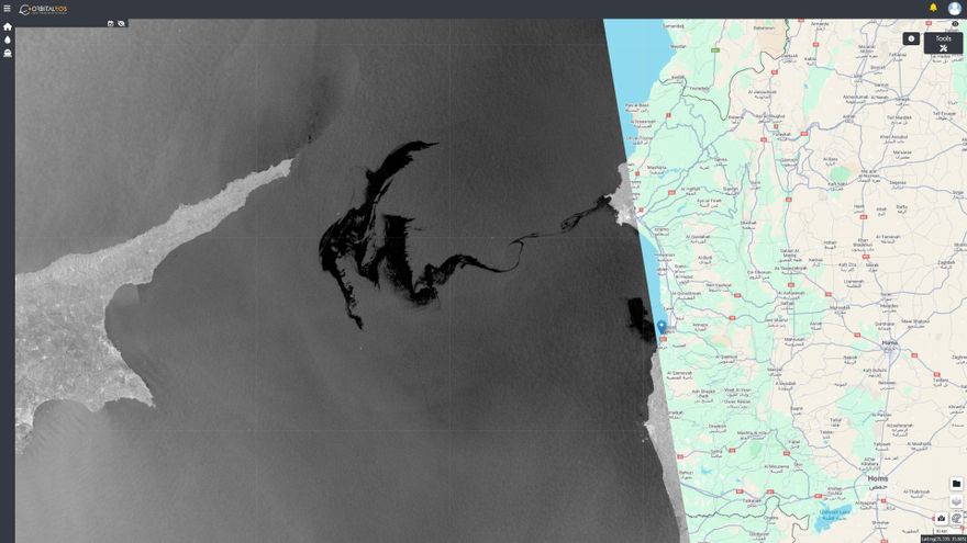 Cazadores de mareas negras desde el espacio: una empresa española vigila los vertidos de petróleo en el planeta