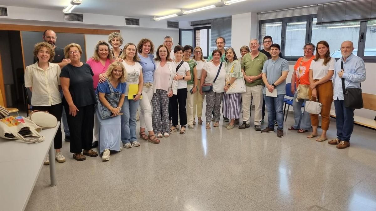 El sector médico y de enfermería se une en Barbastro por una "atención sanitaria pública cercana y de calidad" en el rural