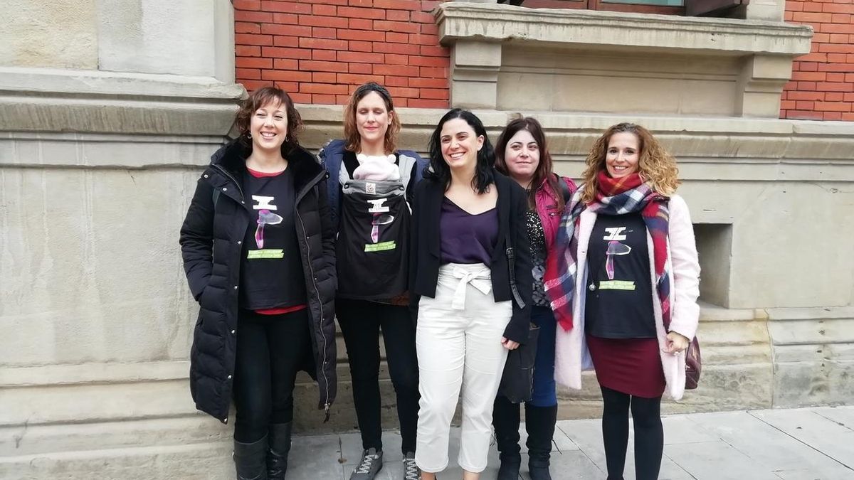 Las madres navarras del IRPF se muestran "indignadas" con el cuatripartito y dicen que "queda solo la vía judicial"