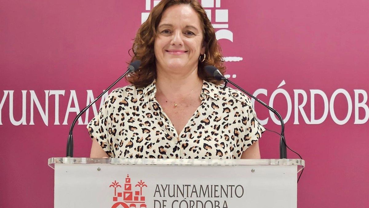 La concejala del PSOE en el Ayuntamiento de Córdoba Isabel Bernal.