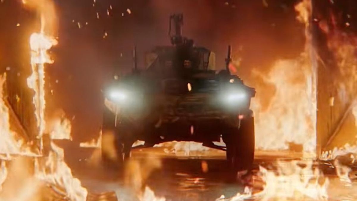 El vehículo utiliza refrigeración líquida externa, protección interna para componentes eléctricos y un sistema de agua a presión adaptable