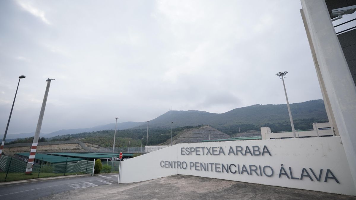 La cárcel de Zaballa en Álava estrena un módulo cerrado para presos en primer grado, como le pidió el Ararteko