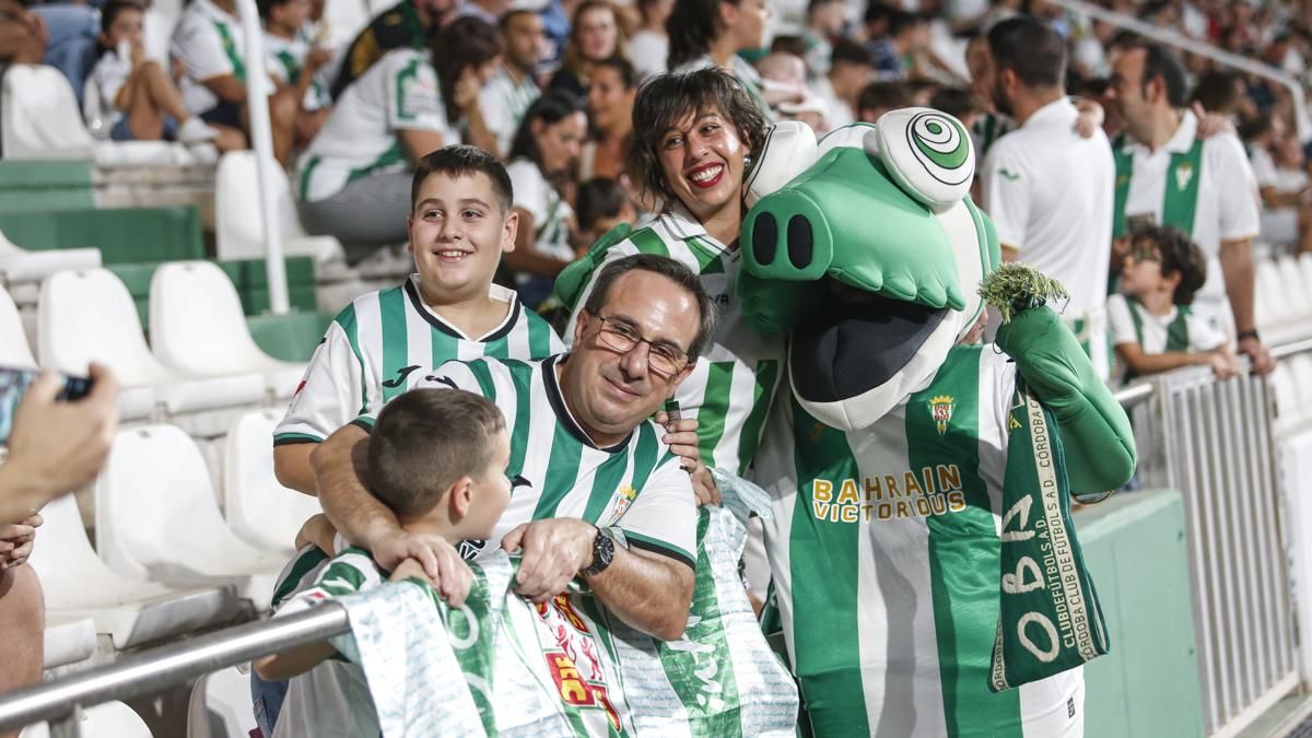 Grada Blanquiverde del Córdoba CF - UD Almería