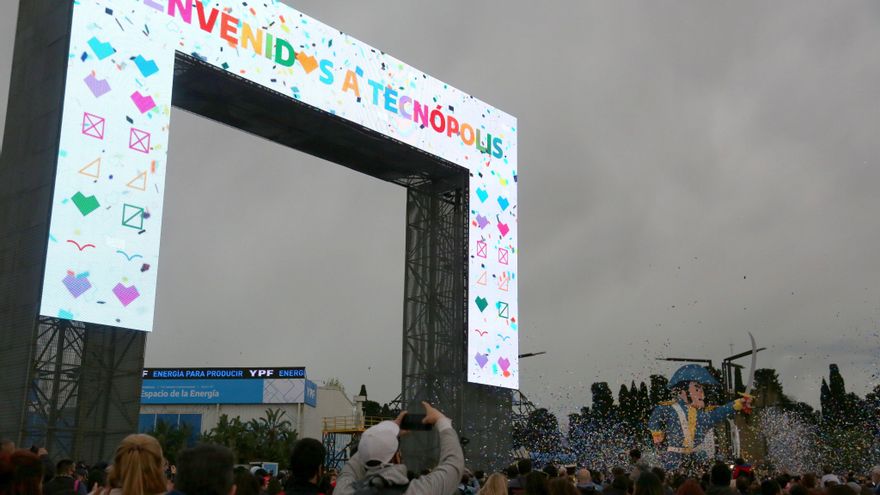 Reabrió Tecnópolis con un gran espectáculo audiovisual-musical y artistas invitados