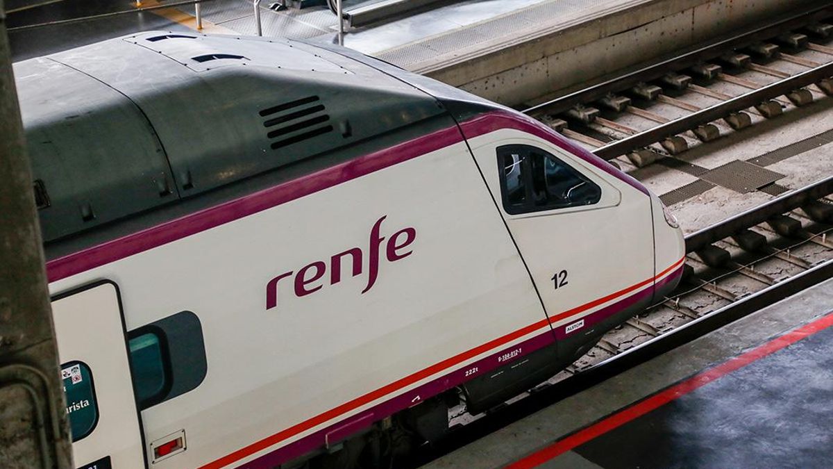 Restablecida la circulación de trenes de Media Distancia entre Córdoba y Jaén tras casi seis horas por avería