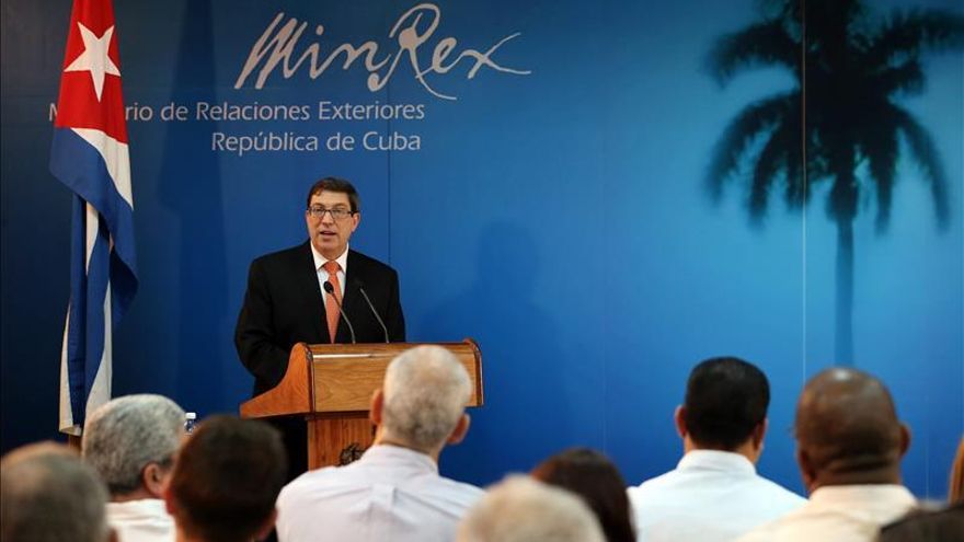 Cuba se declara "profundamente" preocupada por la crisis migratoria en Europa