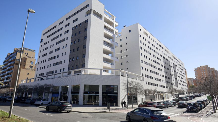 Un funcionario reconoce a la jueza de las VPO de Alicante que "el decreto Mazón" permitió entregar pisos a cargos del PP que incumplían requisitos