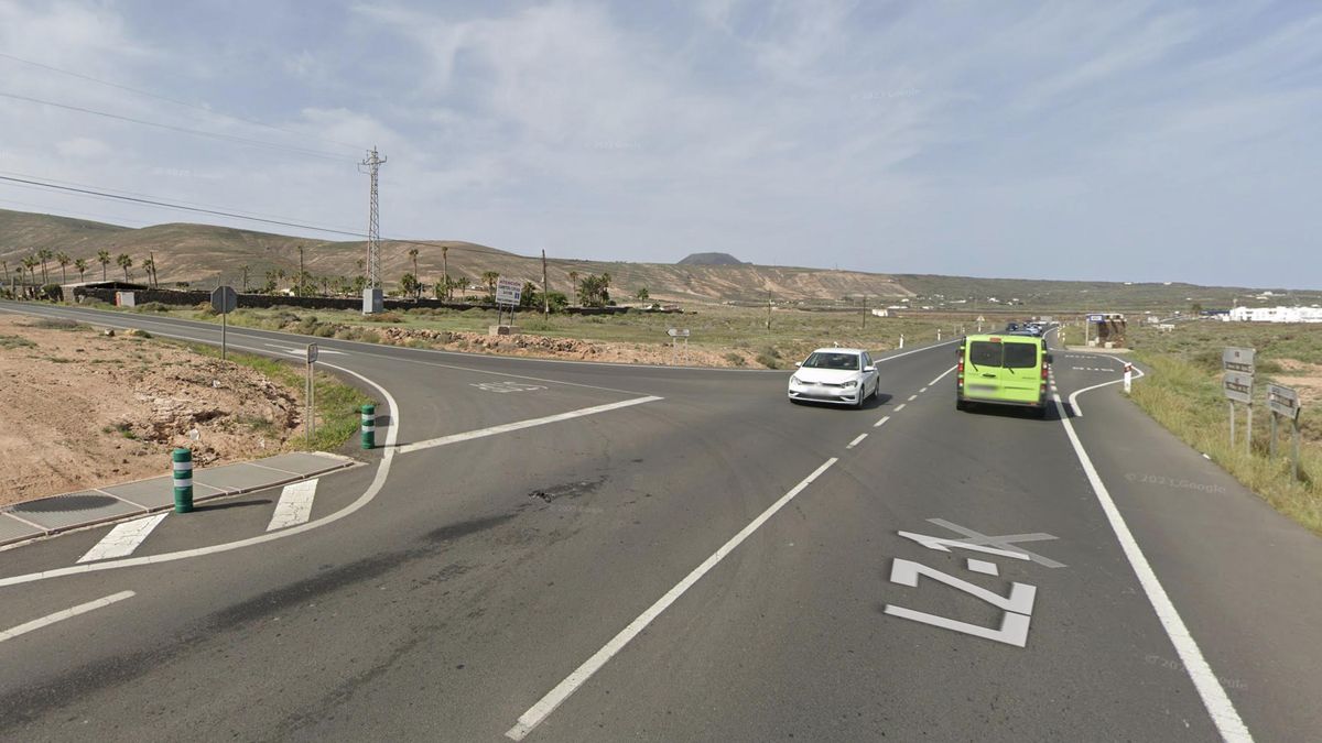 Cruce entre la LZ-1 y la LZ-207, en Haría.