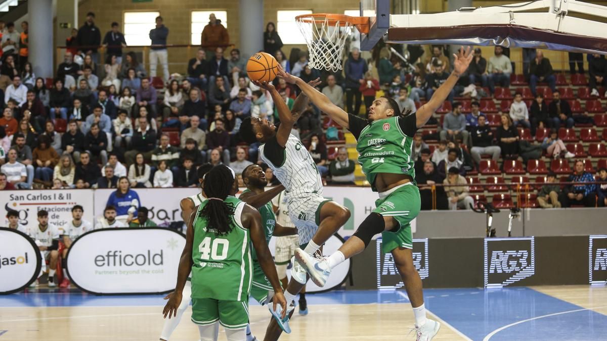 Coto Córdoba CB - Cáceres Patrimonio de la Humanidad