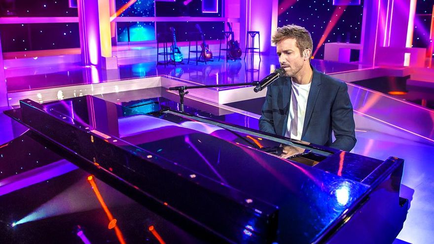 Pablo Alboran canta los temas de su nuevo disco en 'Prometo parar el tiempo'