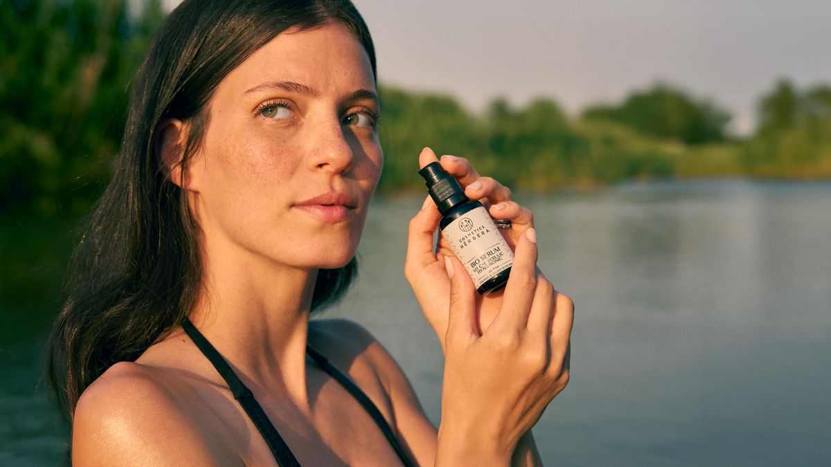 Así afecta el sol a tu piel: el impacto real del fotoenvejecimiento más allá de las manchas