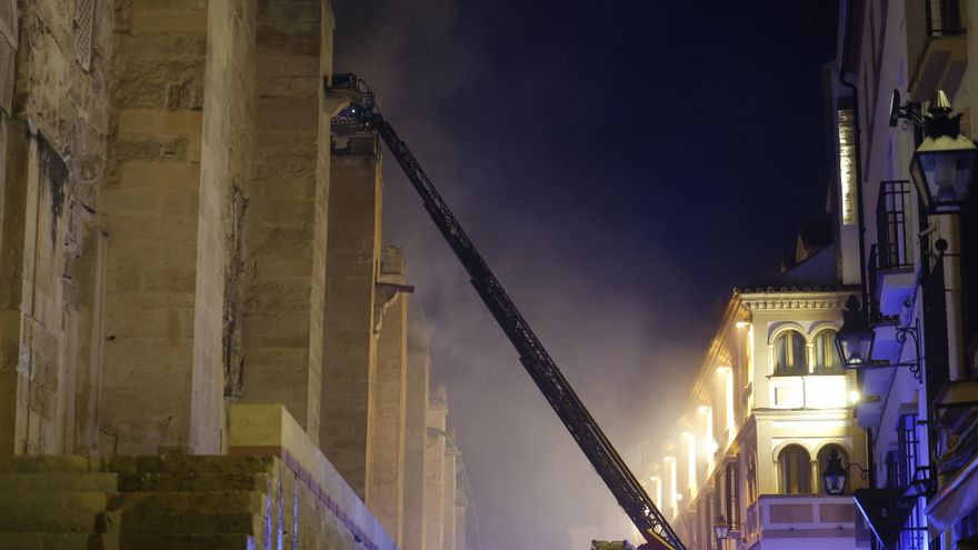 Extinguido el incendio declarado en la Mezquita-Catedral de Córdoba
