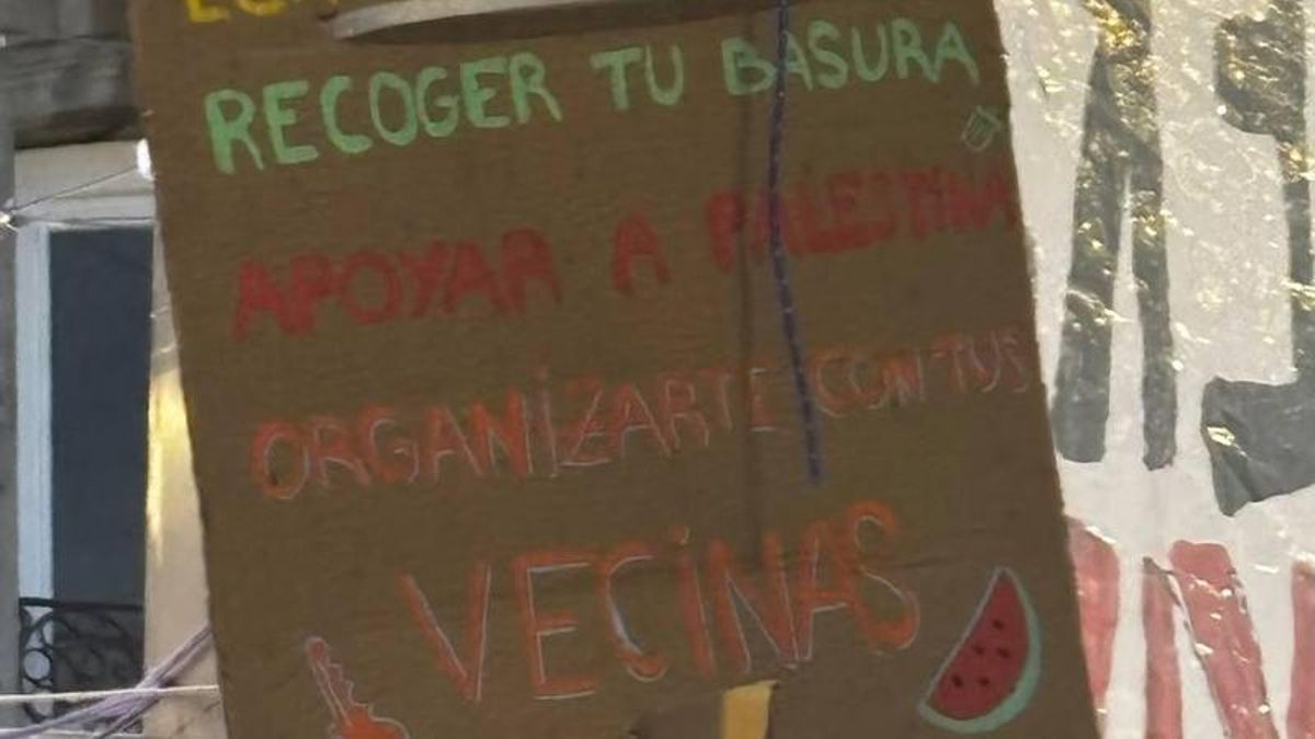 Cartel en la acampada de Sol a 27 de septiembre de 2026