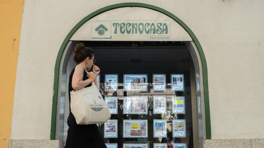 Sueldos de 1.191 euros y alquileres de 1.176 hunden la emancipación juvenil a mínimos históricos
