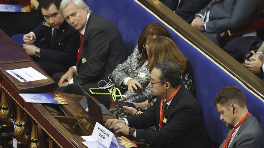 De Mayor Oreja a los ultras europeos y los 'lobbies' pro-Trump: los nombres detrás de la cumbre antiaborto del Senado