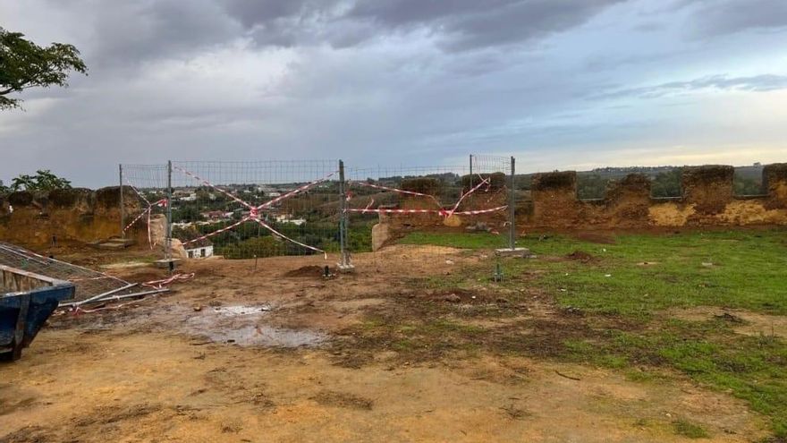 Alcalá de Guadaíra refuerza la muralla sur del Castillo tras un desprendimiento