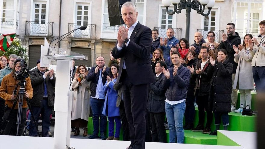 Una denuncia de "torturas" cuestiona la versión oficial de la Ertzaintza de una detención en un mitin de Urkullu y Pradales