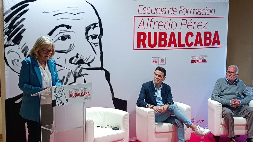 Pilar Goya, Pedro Casares y Ramón Ruiz en la inauguración de la escuela de formación socialista.