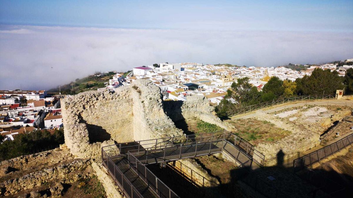 De larga tradición artesanal, este pequeño pueblo es conocido como la capital repostera del mundo andalusí