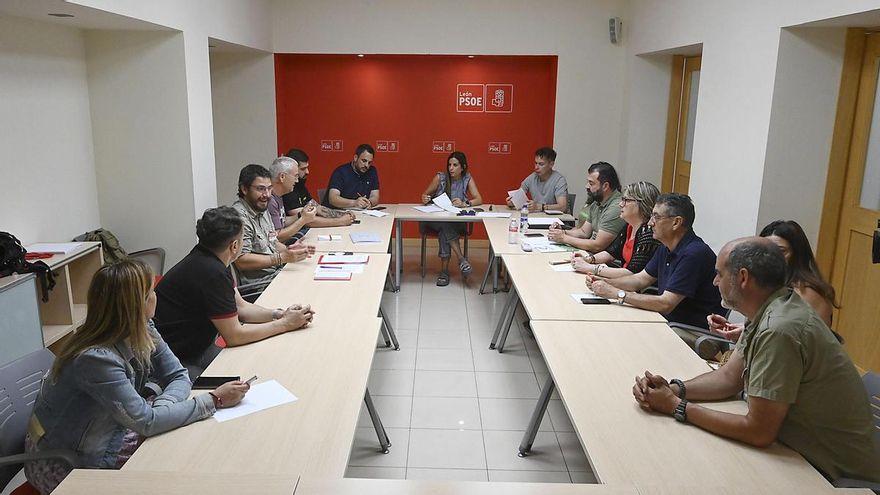 Caos y falta de medios en riesgo alto de incendios y un premio al "desoperativo" forestal: "¿Qué puede salir mal"?