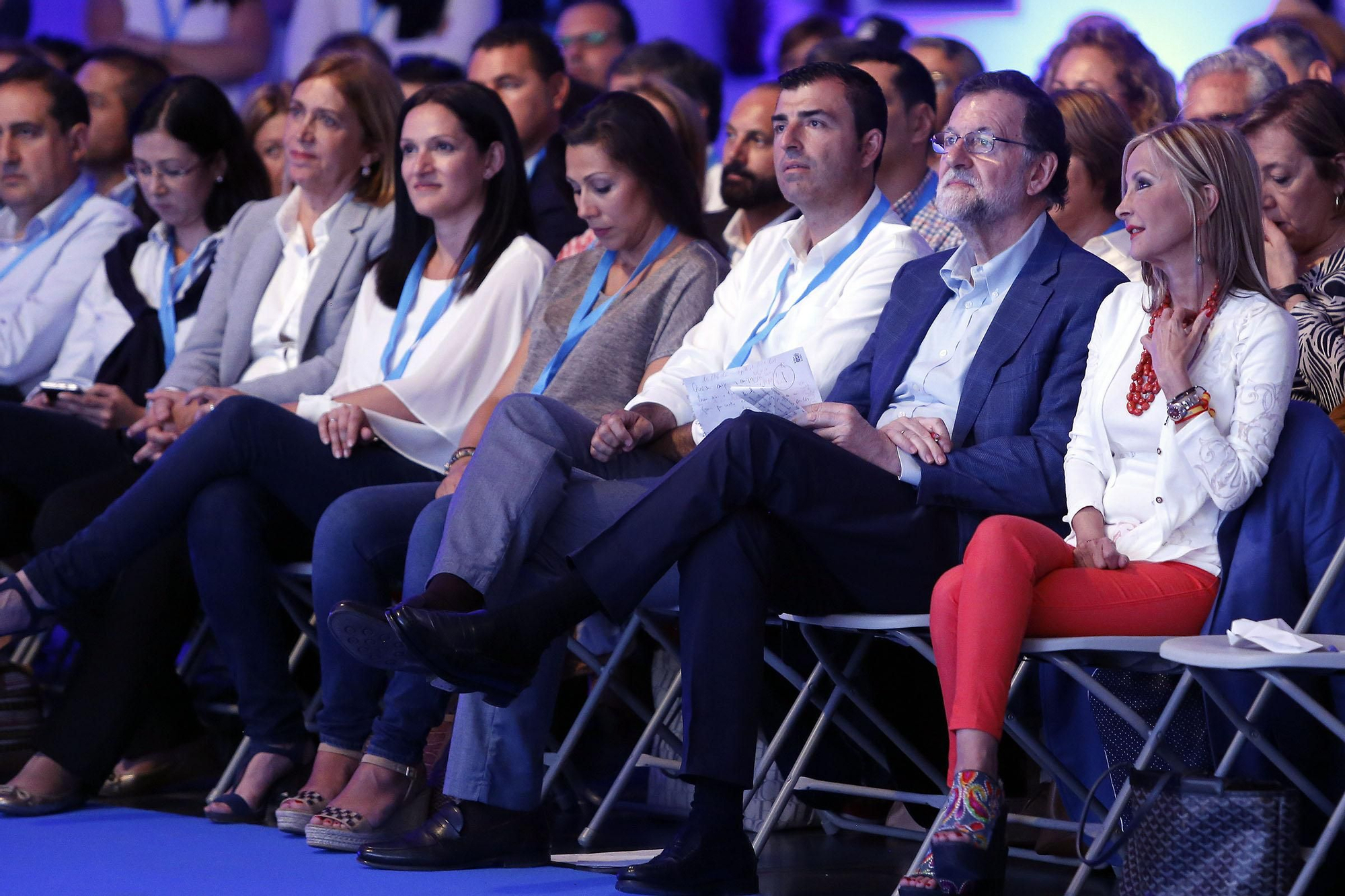 Rajoy, junto a dirigentes y cargos públicos del PP, este sábado en Santa Cruz