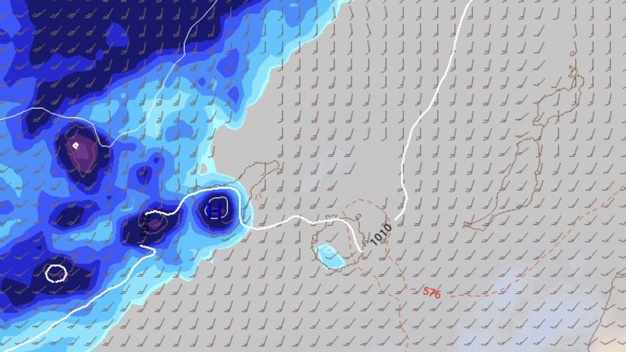 Cinco islas en aviso naranja y amarillo por lluvias, viento y oleaje por la llegada de la borrasca Óscar a Canarias