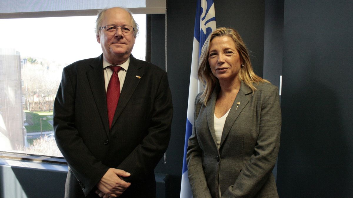 Ortega sigue las municipales de Quebec para recoger "experiencias" de cara a la consulta