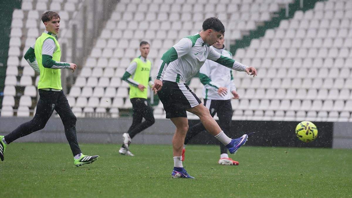 Las imágenes del amistoso entre el Córdoba CF y el filial