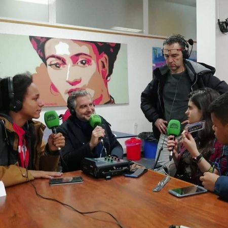 Entrevistados por Carlos Alsina en el estudio de Radio Almenara el Día Internacional de la Radio