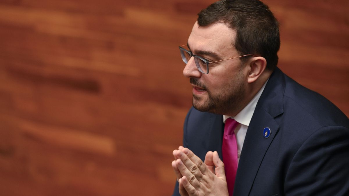 Barbón: "Jamás me reí de la condición u orientación sexual de ningún dirigente del PP. Es una total y absoluta mentira"