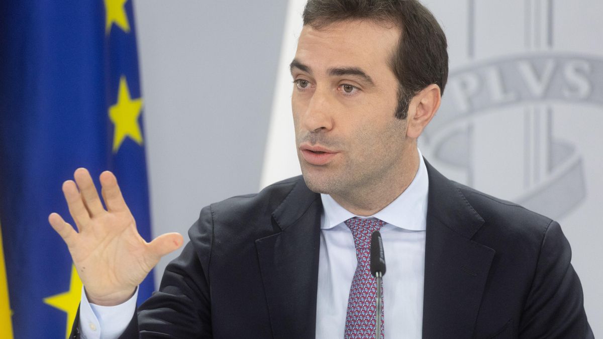 Cuerpo fija para dentro de un año la reforma del registro horario que Yolanda Díaz quiere acelerar