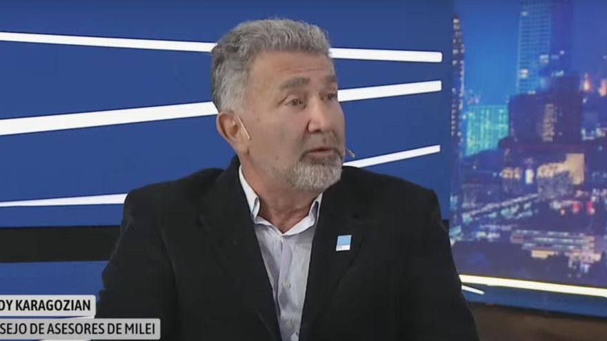 Tras las críticas, el Gobierno echó a Teddy Karagozian del Consejo de Asesores económicos