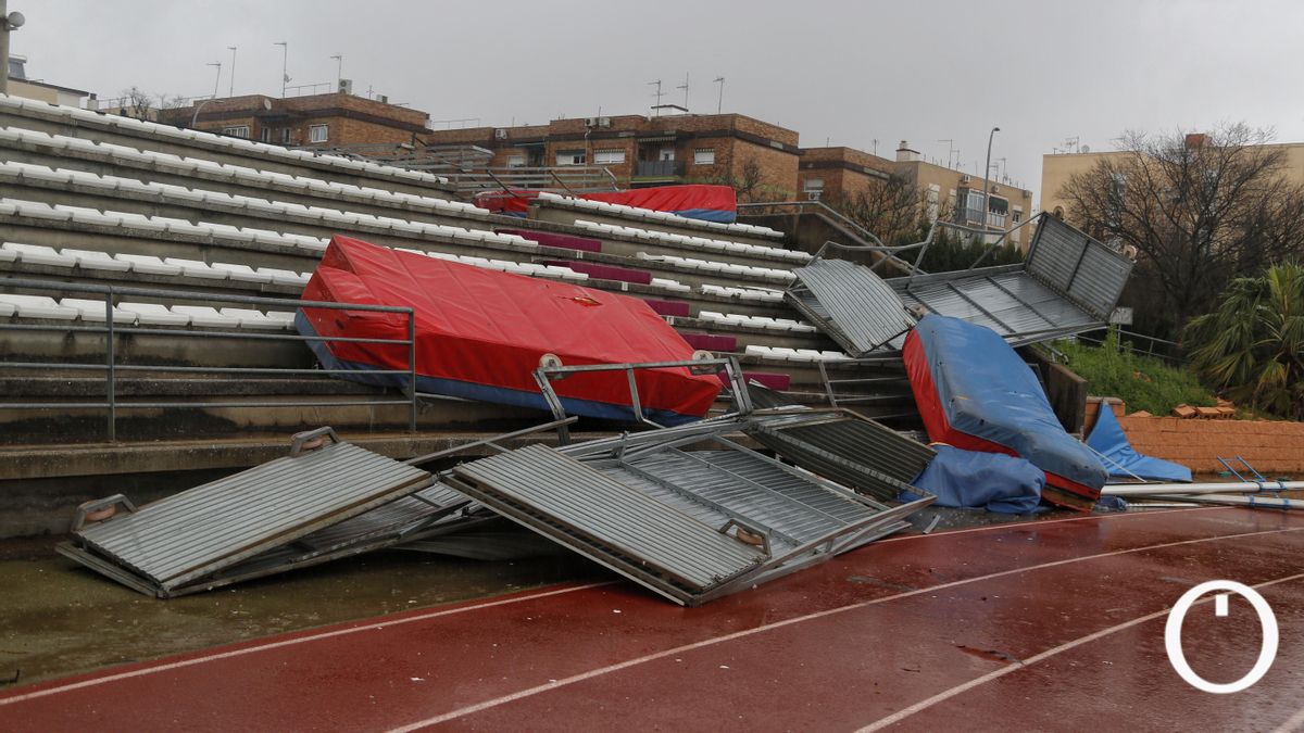 Destrozos del viento en El Fontanar