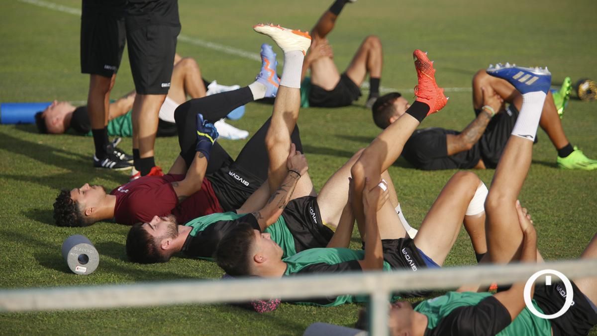 Primer entrenamiento del Córdoba CF tras las vacaciones