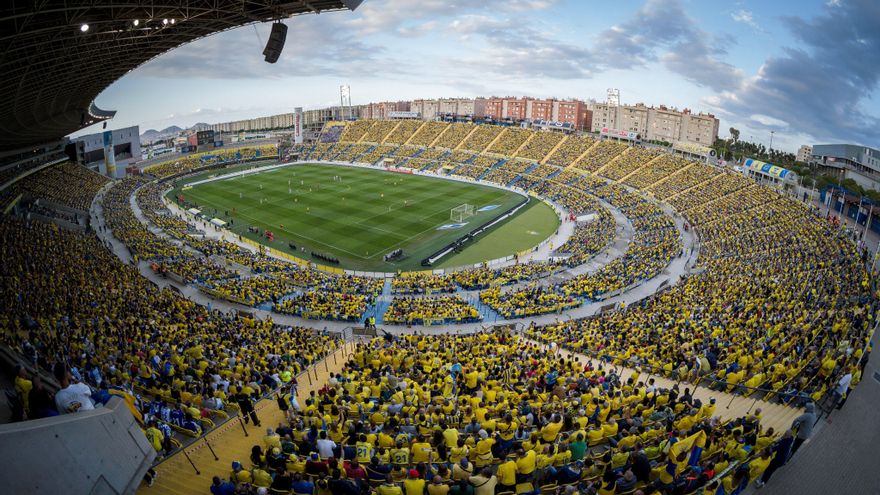 La UD Las Palmas alcanza su récord histórico de abonados