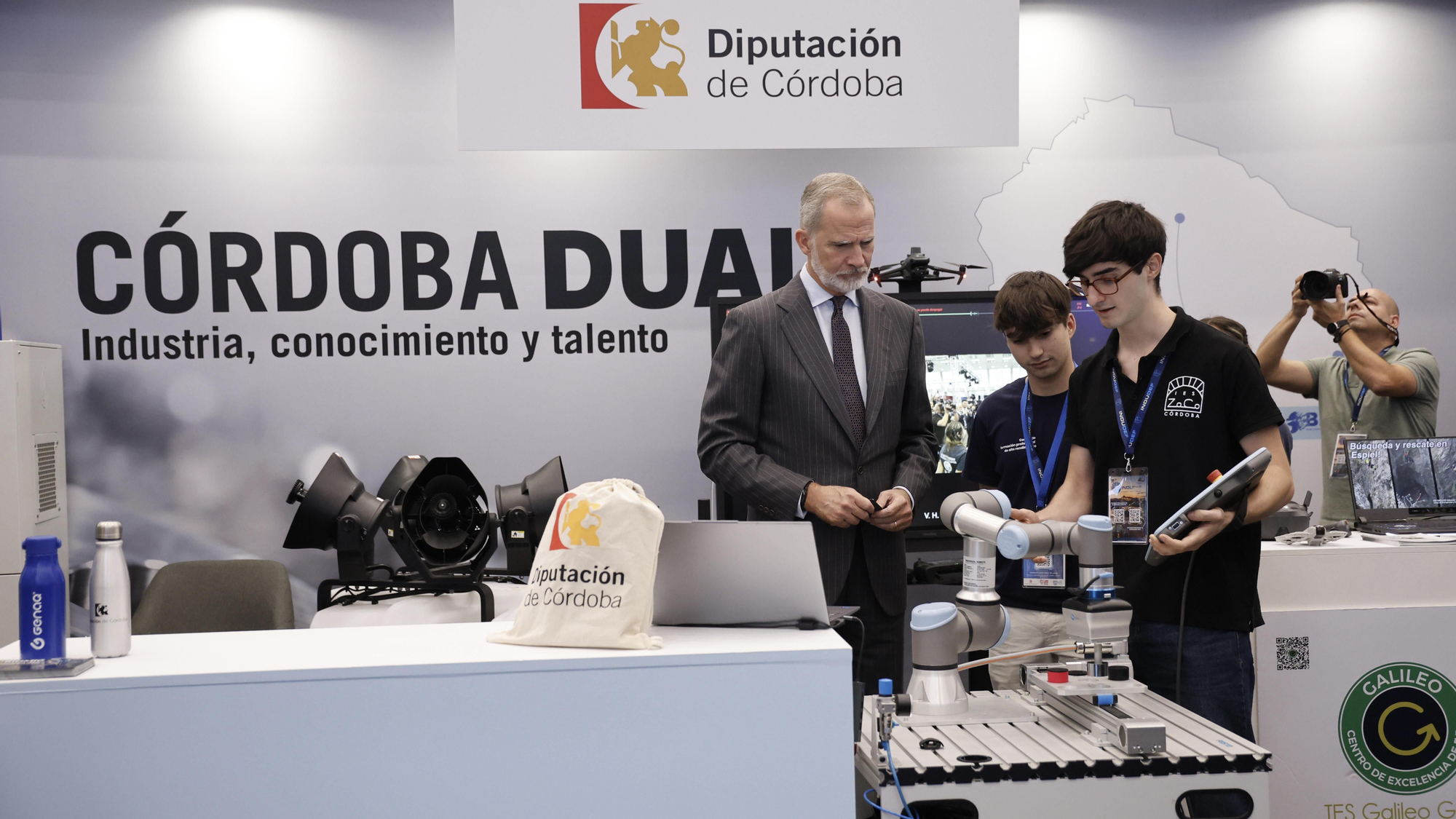 El Rey Felipe VI asiste a la jornada de clausura del Foro Indudef