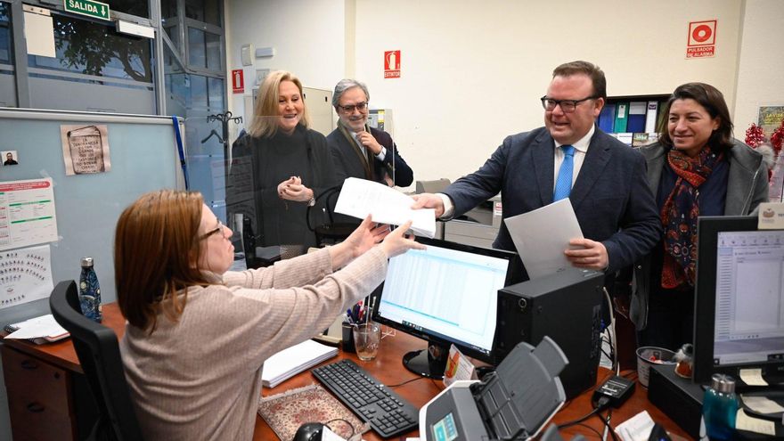 El PP quiere incorporar a los presupuestos extremeños dos celebraciones religiosas y más apoyo a las patronales del campo