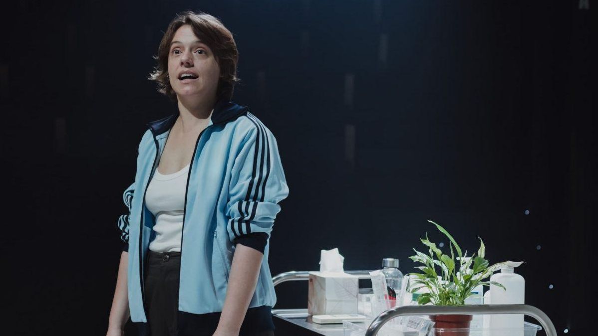 María Rodríguez Soto atraviesa el hielo de 'Permagel' en un viaje teatral sobre el deseo y la dificultad de encajar